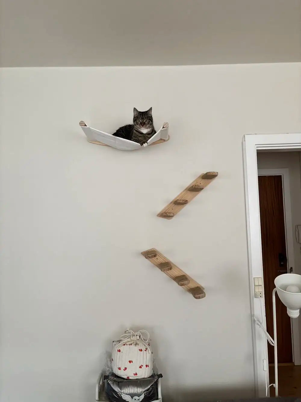 Cat Hammock Cat Tree Wall Mounted Wooden Furniture Scratcher